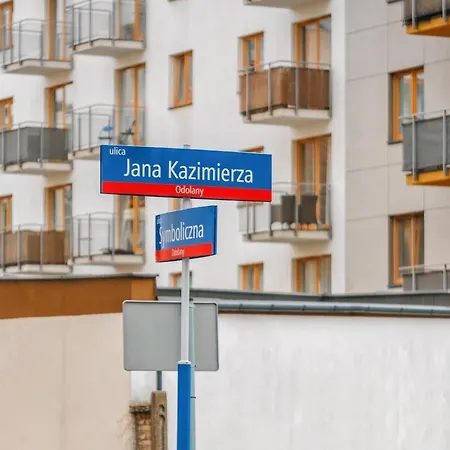Jana Kazimierza 47 - 2 Rooms, 70m2, Balkon, Parking, Szybkie Wi-fi Lägenhet
