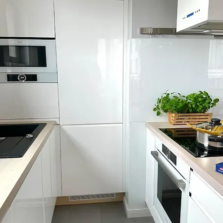 Jana Kazimierza 47 - 2 Rooms, 70m2, Balkon, Parking, Szybkie Wi-fi Appartamento *