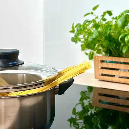 Jana Kazimierza 47 - 2 Rooms, 70m2, Balkon, Parking, Szybkie Wi-fi Appartamento