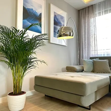 Jana Kazimierza 47 - 2 Rooms, 70m2, Balkon, Parking, Szybkie Wi-fi