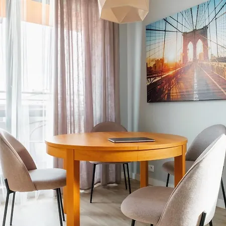 Jana Kazimierza 47 - 2 Rooms, 70m2, Balkon, Parking, Szybkie Wi-fi * Varsóvia