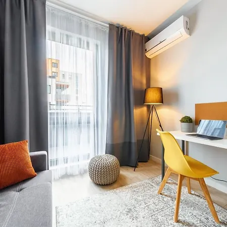 Jana Kazimierza 47 - 2 Rooms, 70m2, Balkon, Parking, Szybkie Wi-fi