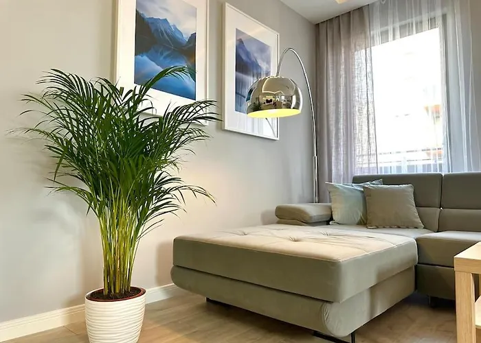 Jana Kazimierza 47 - 2 Rooms, 70m2, Balkon, Parking, Szybkie Wi-fi