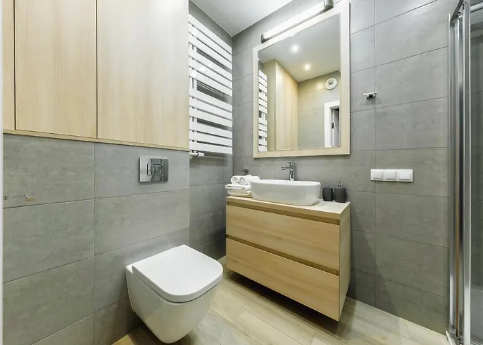 アパート Jana Kazimierza 47 - 2 Rooms, 70m2, Balkon, Parking, Szybkie Wi-fi ワルシャワ