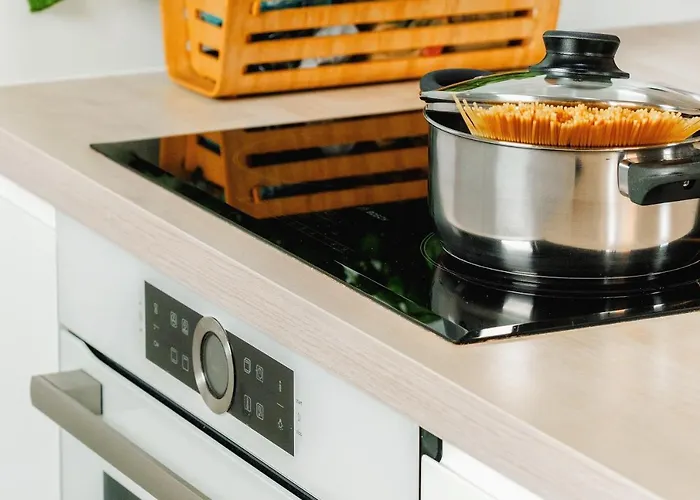 Jana Kazimierza 47 - 2 Rooms, 70m2, Balkon, Parking, Szybkie Wi-fi