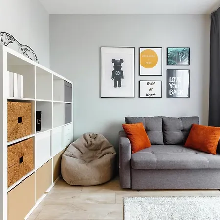 Apartamento Jana Kazimierza 47 - 2 Rooms, 70m2, Balkon, Parking, Szybkie Wi-fi